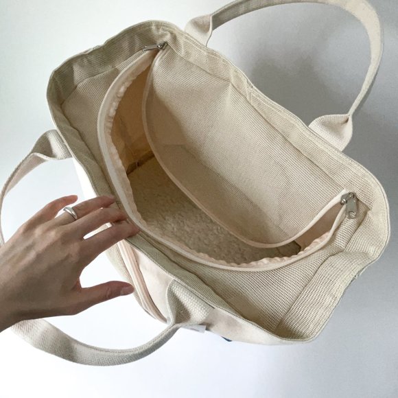 BNWT Parrot Canvas Dog Tote- Embroidered with Lucy - Picture 3 of 5